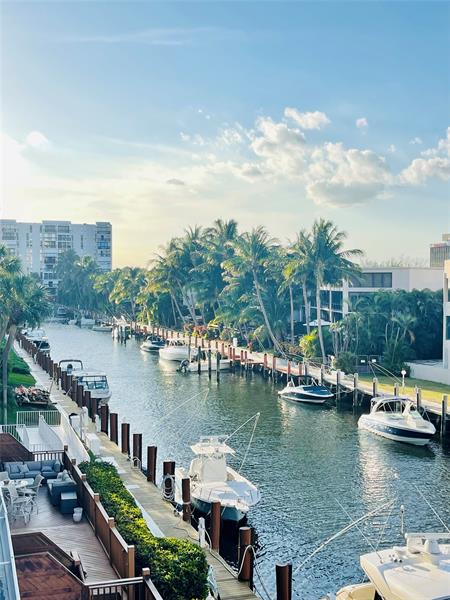 Details for 3100 48th St  907, Fort Lauderdale, FL 33308
