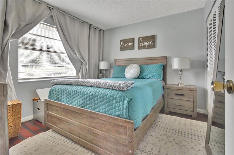 Image 15 of 18 For 4415 5th Ave  3125