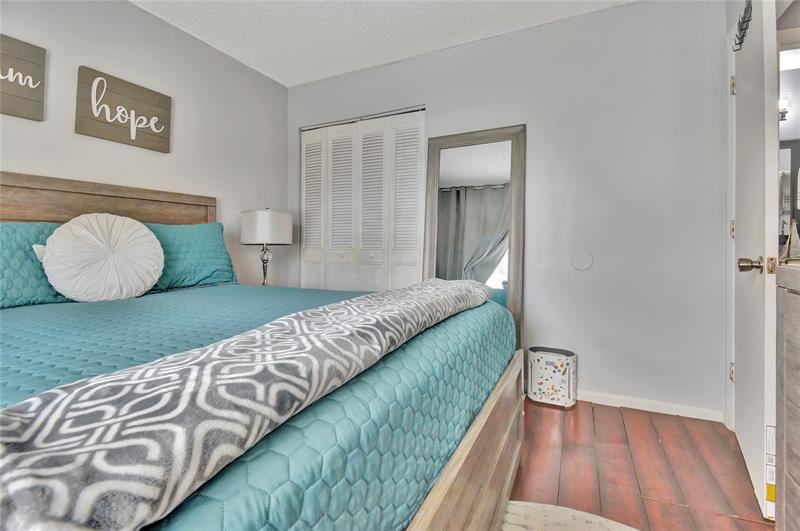 Image 16 of 18 For 4415 5th Ave  3125