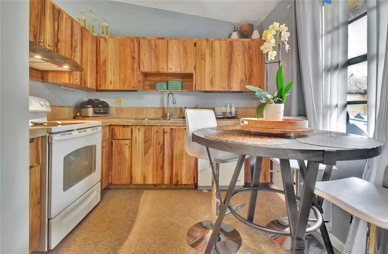 Image 9 of 18 For 4415 5th Ave  3125