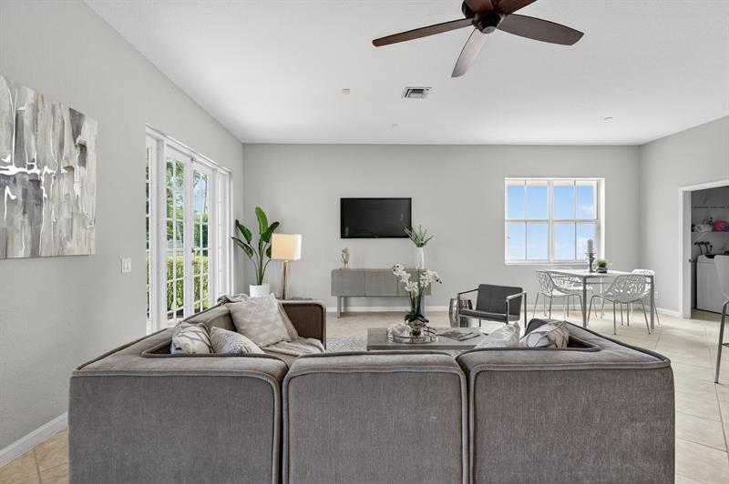 Image 7 of 80 For 1134 Lavender Cir