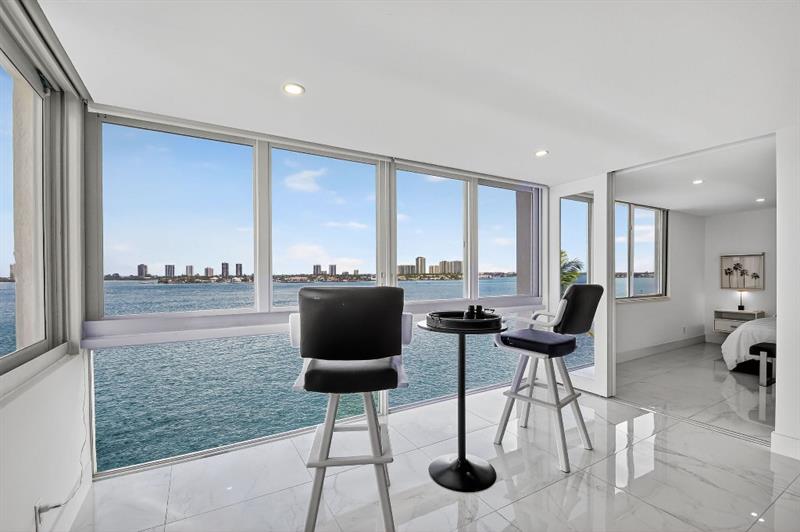 Image 20 of 50 For 301 Lake Shore Dr  801