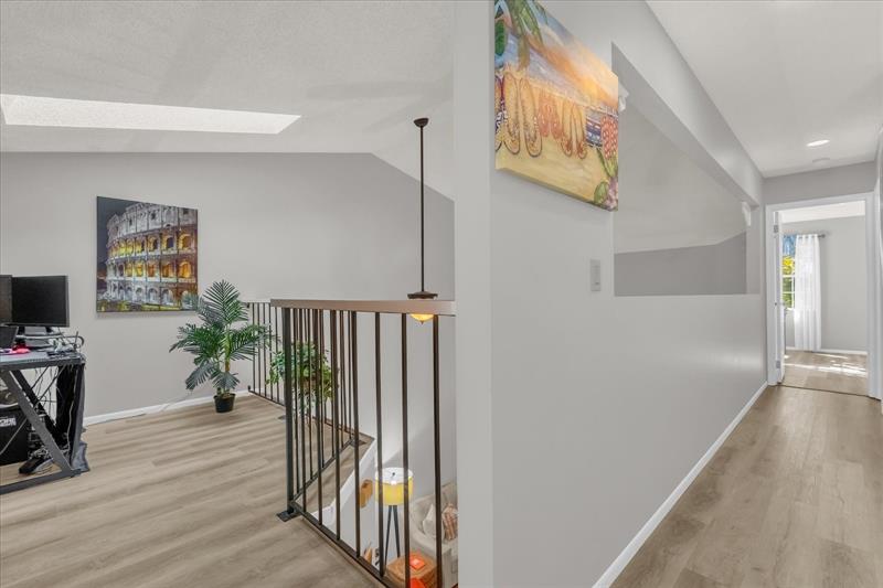 Image 14 of 32 For 630 Maple Oak Cir  114