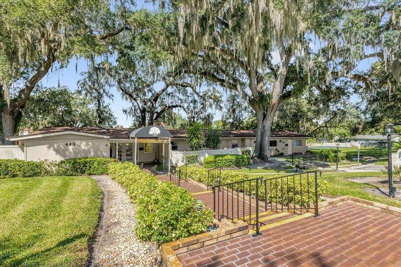 Image 23 of 32 For 630 Maple Oak Cir  114