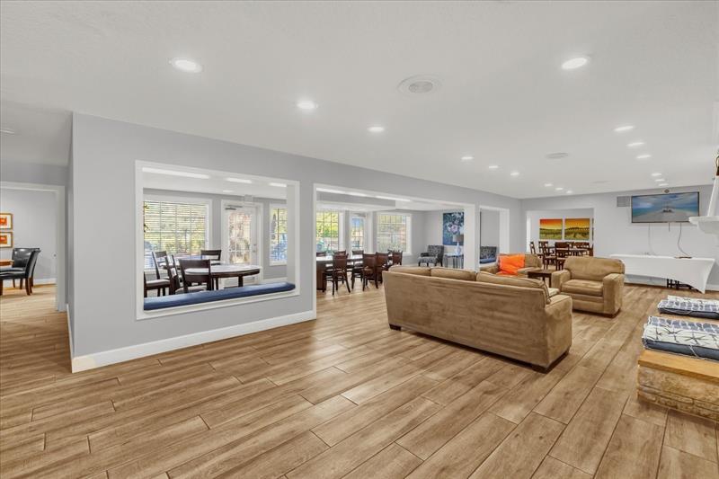 Image 25 of 32 For 630 Maple Oak Cir  114