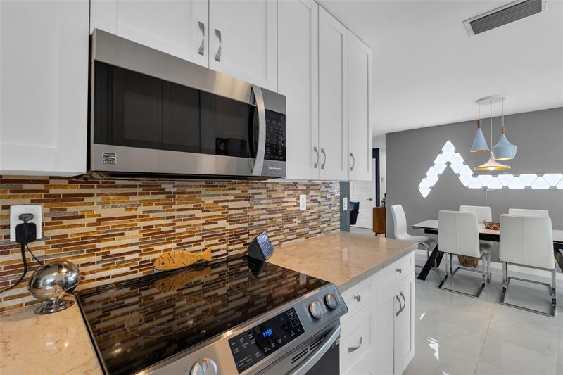 Image 13 of 30 For 44 29th St  