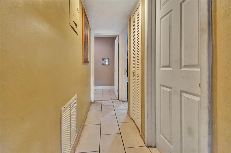 Image 9 of 20 For 4401 33rd St