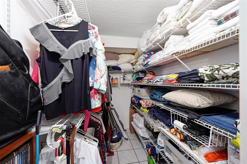 Image 32 of 49 For 9688 Fontainebleau Blvd  610