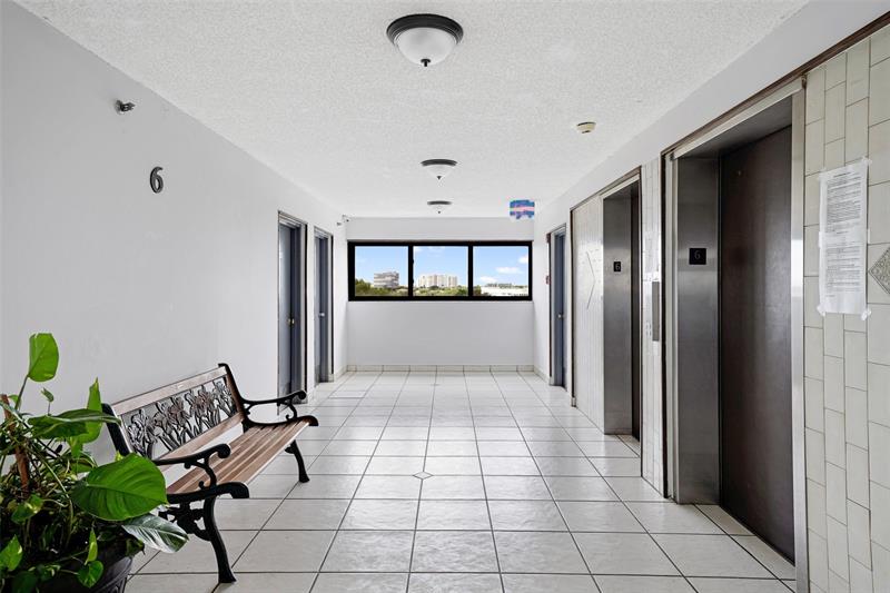 Image 36 of 49 For 9688 Fontainebleau Blvd  610