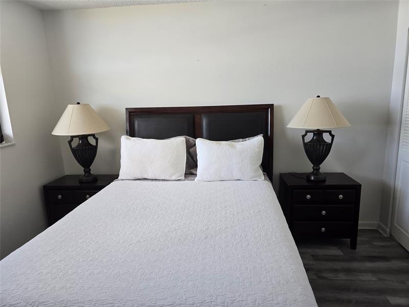 Image 15 of 30 For 1401 Riverside Dr  705