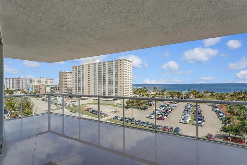 Image 50 of 70 For 1 Ocean Blvd  607