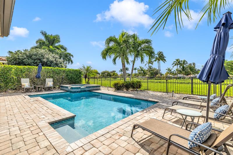 Details for 7676 Monarch Ct, Delray Beach, FL 33446