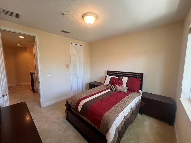 Image 12 of 40 For 3014 Waterside Cir