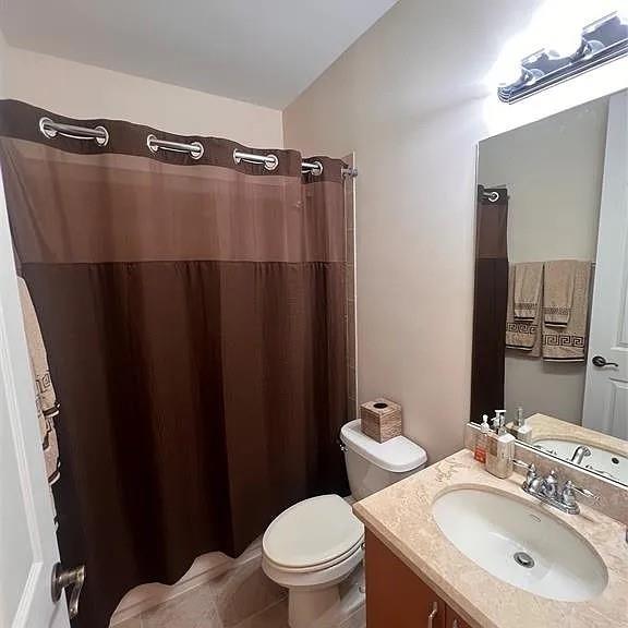 Image 14 of 40 For 3014 Waterside Cir