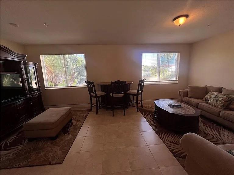 Image 27 of 40 For 3014 Waterside Cir