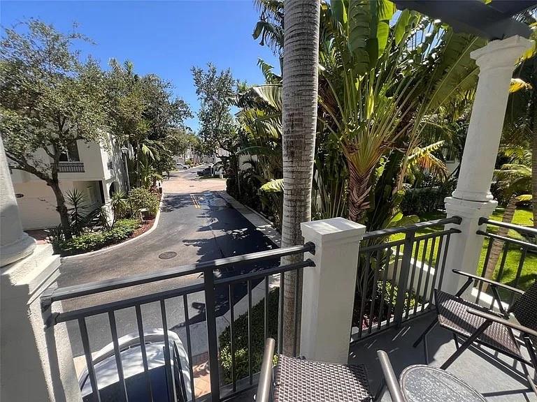 Image 35 of 40 For 3014 Waterside Cir