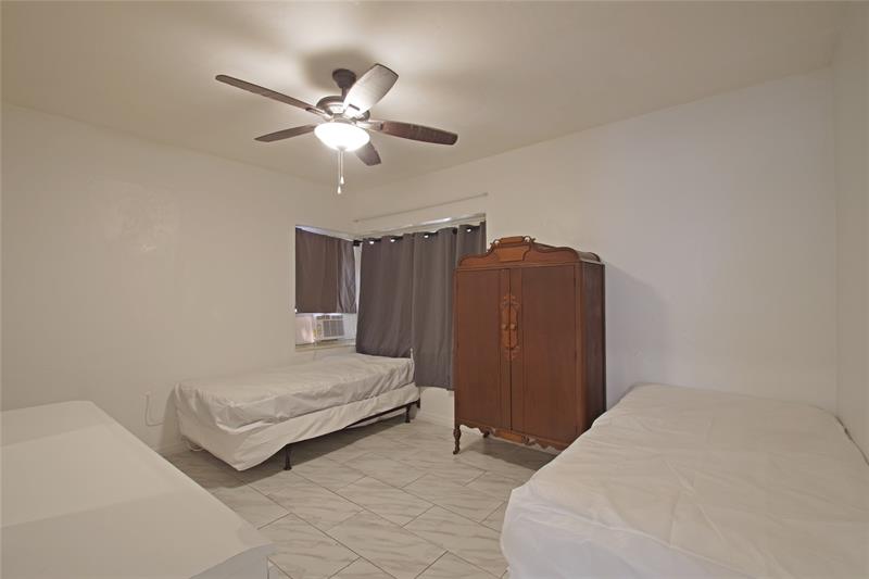 Image 11 of 15 For 1038 7th Ave  A