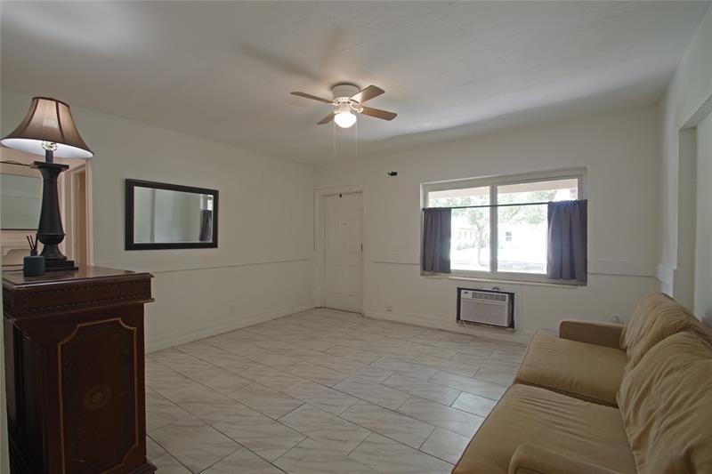 Image 7 of 15 For 1038 7th Ave  A