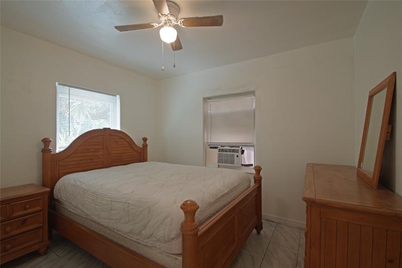 Image 8 of 15 For 1038 7th Ave  A