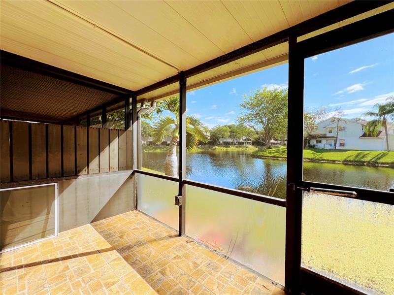 Image 28 of 31 For 2032 Discovery Circle E