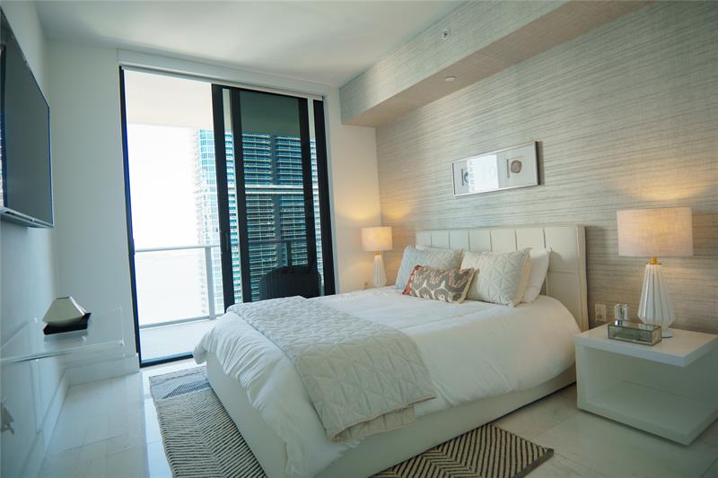 Image 15 of 34 For 1010 Brickell Ave  4002