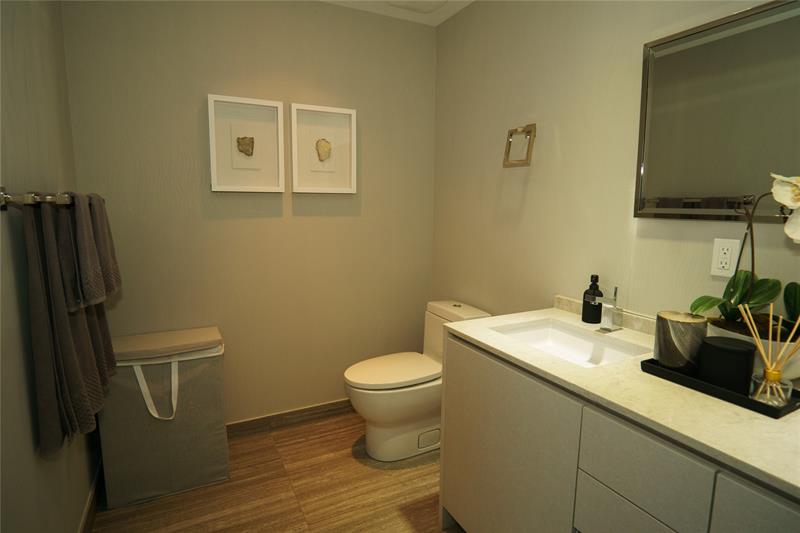 Image 33 of 34 For 1010 Brickell Ave  4002