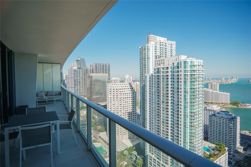 Image 8 of 34 For 1010 Brickell Ave  4002