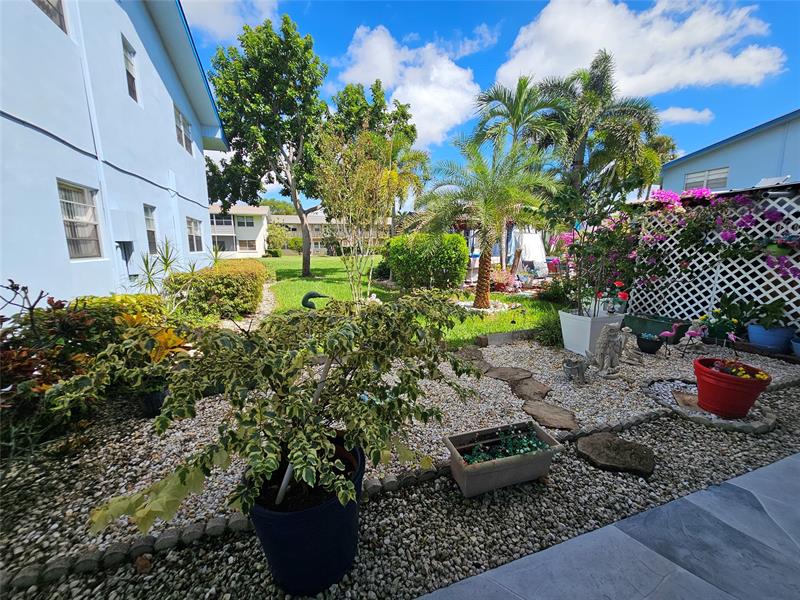 Image 18 of 29 For 147 Salisbury G  147