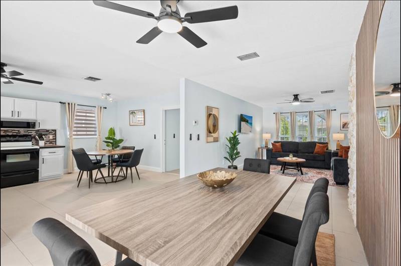 Image 5 of 27 For 304 4th St  
