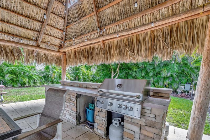 Image 45 of 59 For 3121 51st St  404e