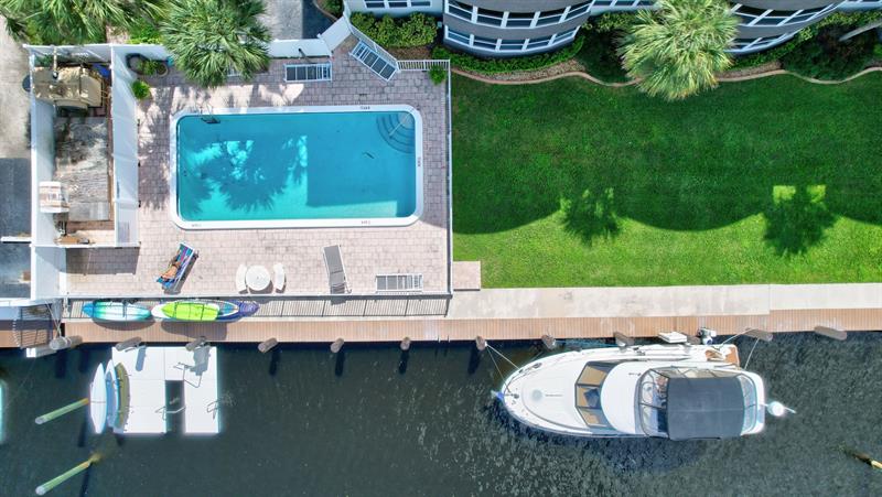 Image 54 of 59 For 3121 51st St  404e