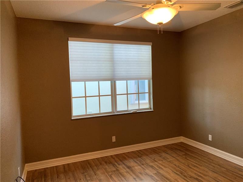 Image 15 of 35 For 10635 83rd Ct