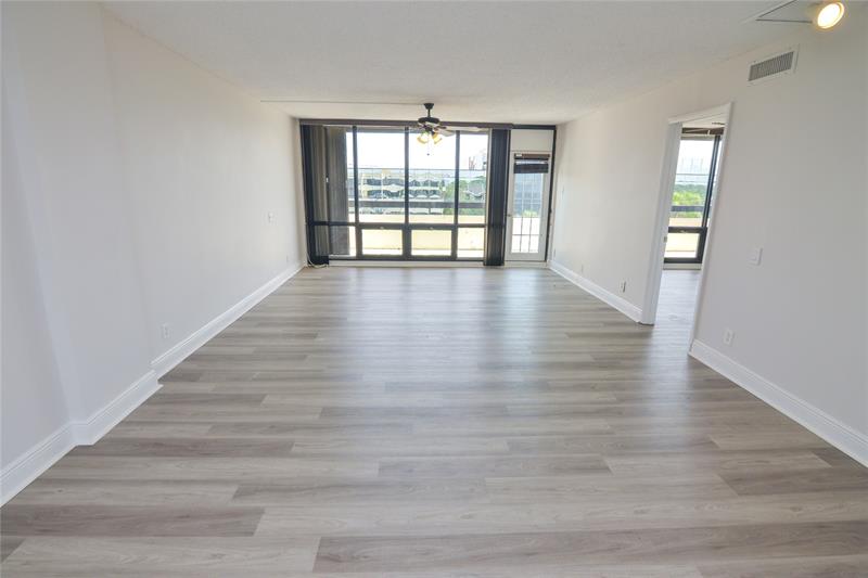 Image 11 of 34 For 1401 Federal Hwy  501