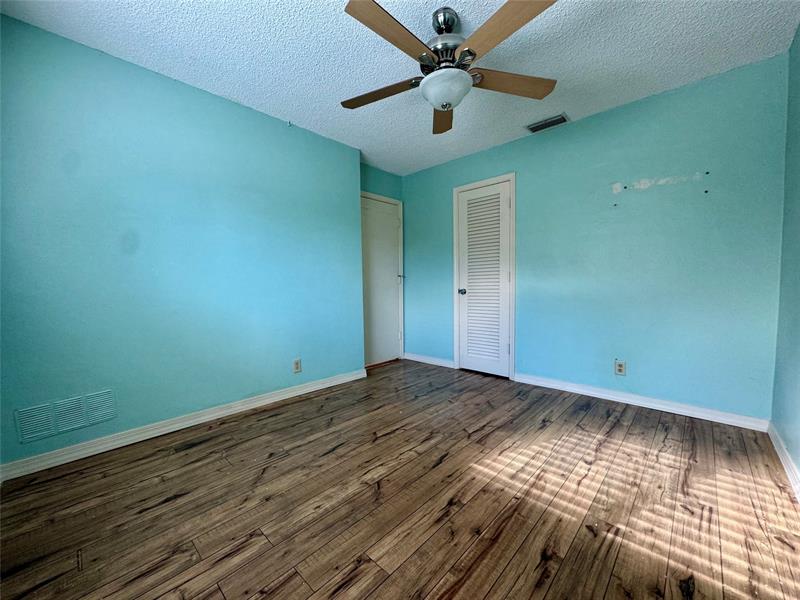 Image 16 of 32 For 2713 53rd St