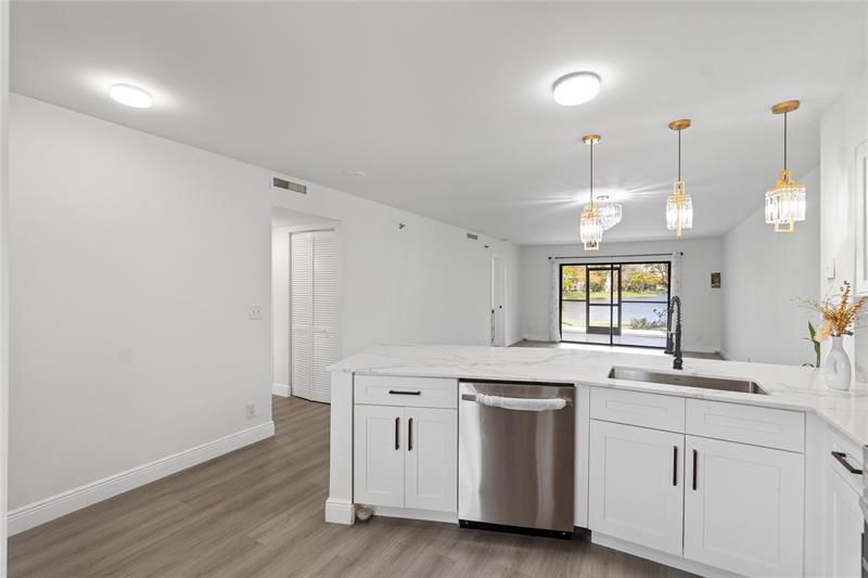 Image 11 of 33 For 2232 Cypress Bend Drive  107