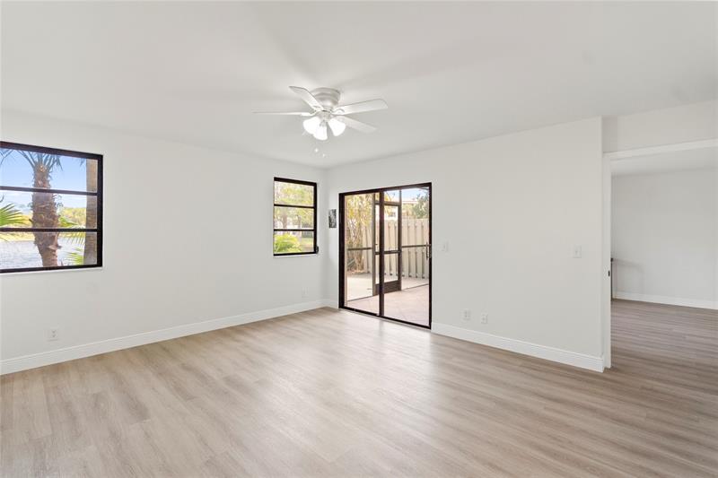 Image 23 of 33 For 2232 Cypress Bend Drive  107