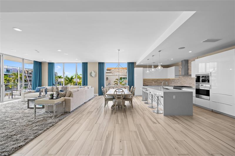 Image 11 of 68 For 41 Isle Of Venice Dr  301