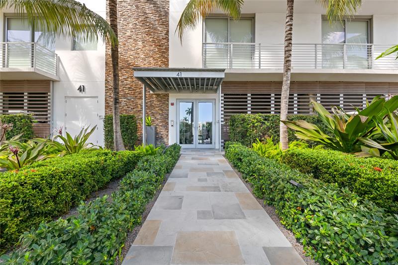 Image 5 of 68 For 41 Isle Of Venice Dr  301