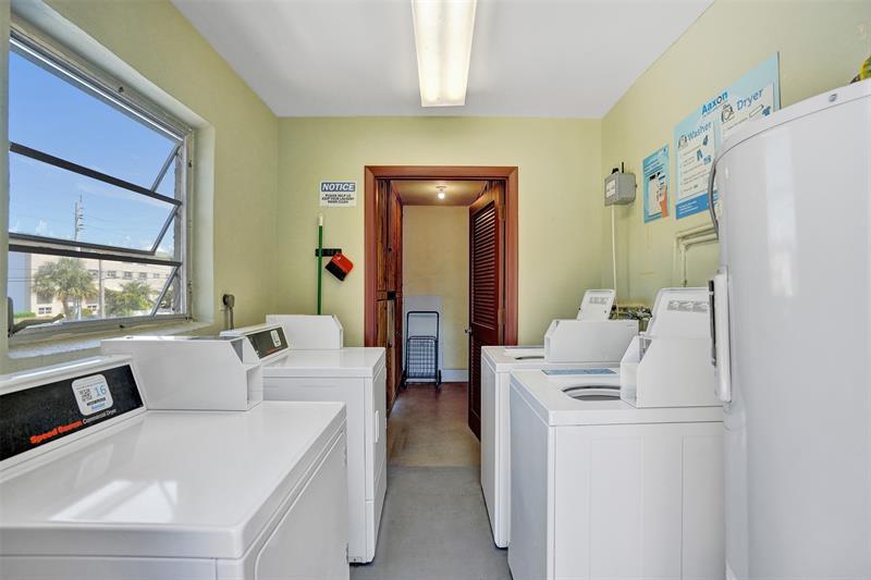 Image 49 of 59 For 860 6th Ave  312