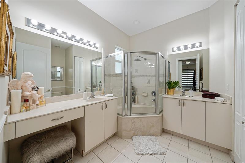Image 25 of 51 For 4122 22nd St