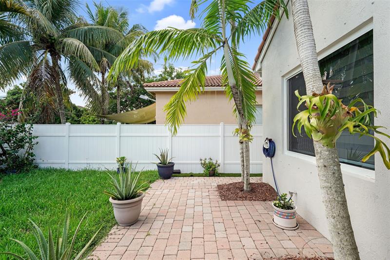 Image 35 of 51 For 4122 22nd St
