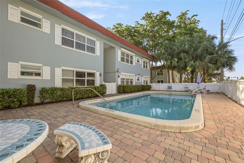 Image 16 of 17 For 280 Cypress Rd  306