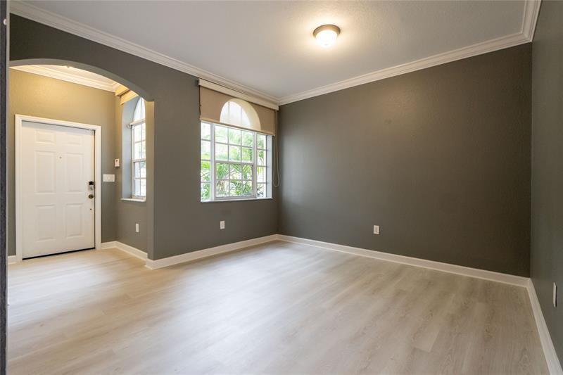 Image 6 of 26 For 13519 50th Ct