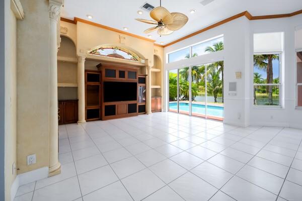 Image 18 of 23 For 576 120th Dr