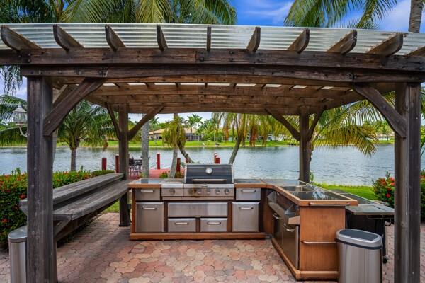 Image 7 of 23 For 576 120th Dr