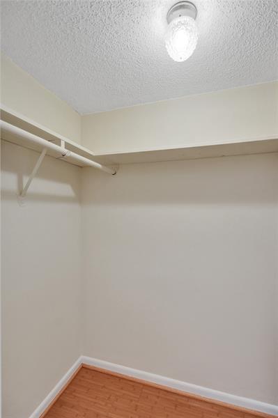 Image 16 of 27 For 604 2nd St  420
