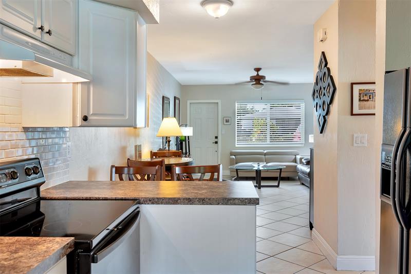 Image 13 of 32 For 2109 26th St  2109