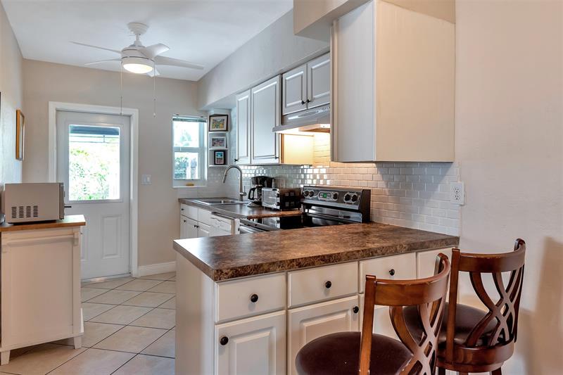 Image 16 of 32 For 2109 26th St  2109