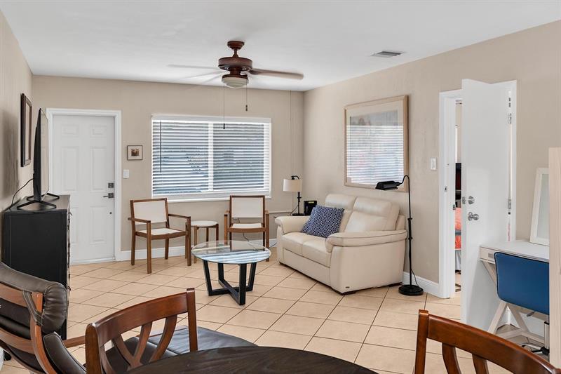 Image 6 of 32 For 2109 26th St  2109