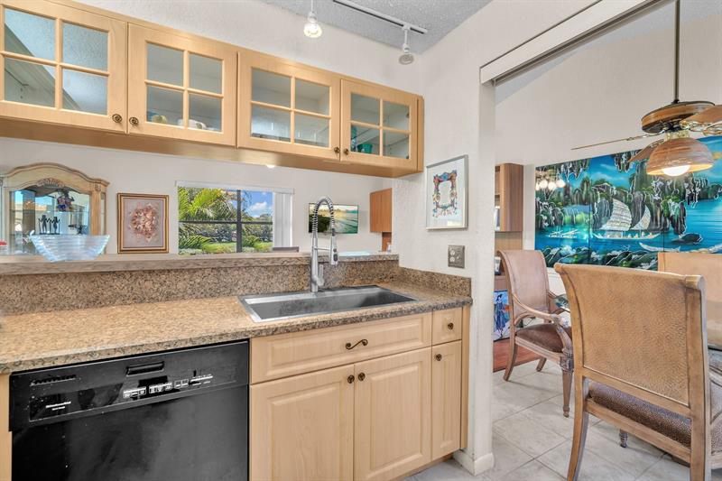 Image 27 of 43 For 5628 Pleasant Valley Ln